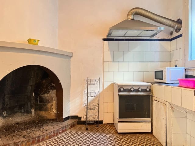 4 bedroom Terraced Villa for sale in L'Armentera with garage - € 270,000 (Ref: 8992593)