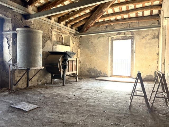 4 bedroom Terraced Villa for sale in L'Armentera with garage - € 270,000 (Ref: 8992593)