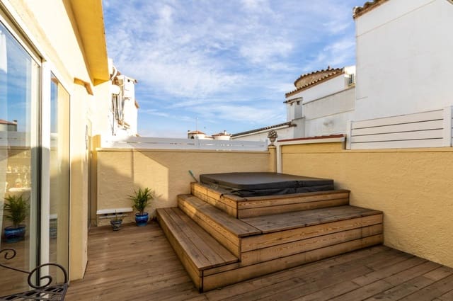 3 soverom Rekkehus til salgs i Empuriabrava, Castelló d'Empúries med garasje - € 375 000 (Ref: 9059537)