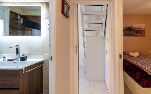 3 soverom Rekkehus til salgs i Empuriabrava, Castelló d'Empúries med garasje - € 375 000 (Ref: 9059537)