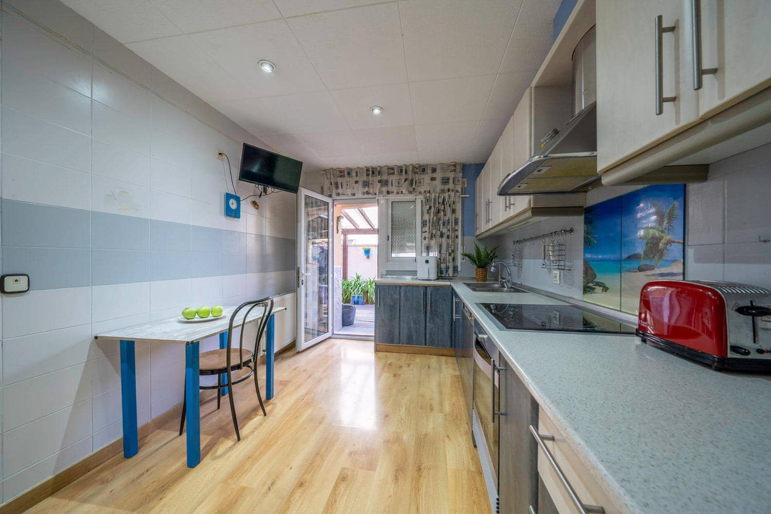 5 soveværelse Rækkehus til salg i Vilafant med garage - € 345.000 (Ref: 9102997)