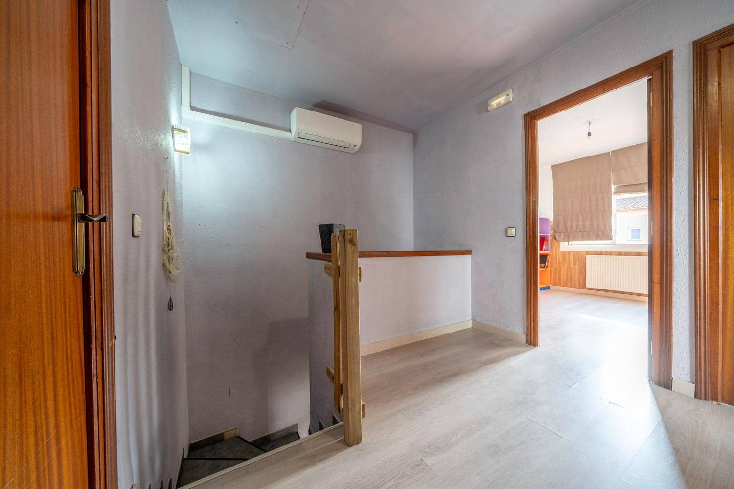 5 soveværelse Rækkehus til salg i Vilafant med garage - € 345.000 (Ref: 9102997)