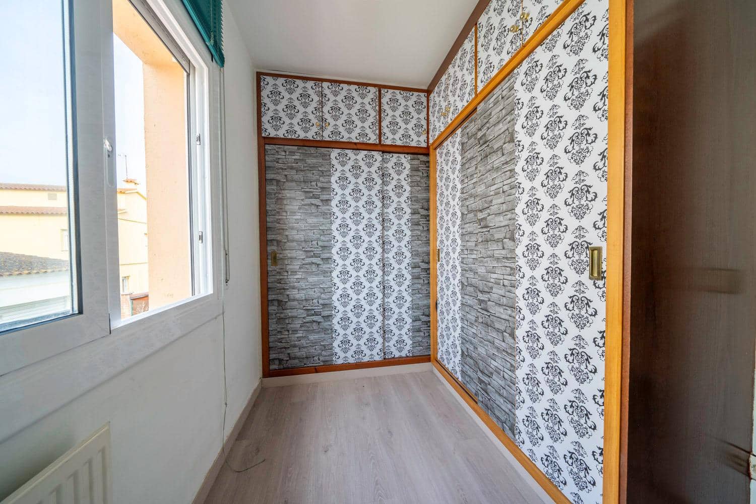 5 soveværelse Rækkehus til salg i Vilafant med garage - € 345.000 (Ref: 9102997)