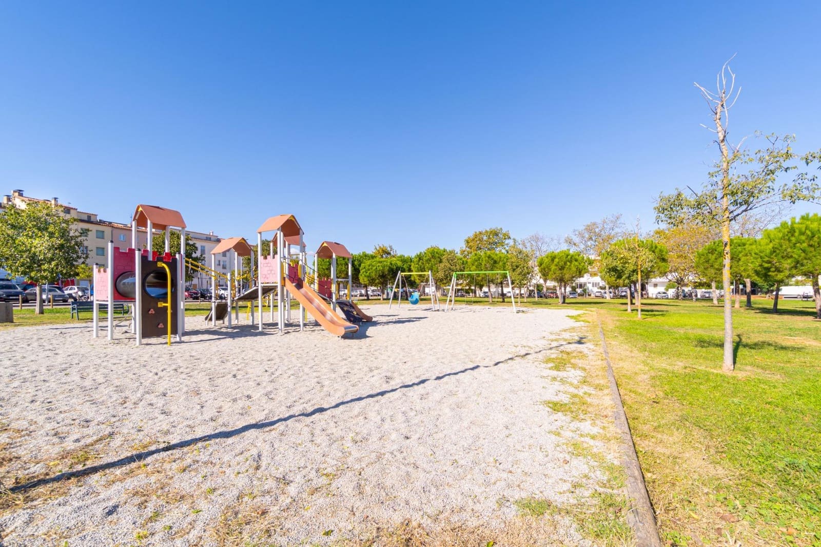 3 soveværelse Lejlighed til salg i Castello d'Empuries - € 250.000 (Ref: 9338431)