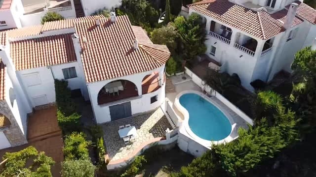 4 bedroom Villa for sale in L'Escala with pool garage - € 579,000 (Ref: 9347486)