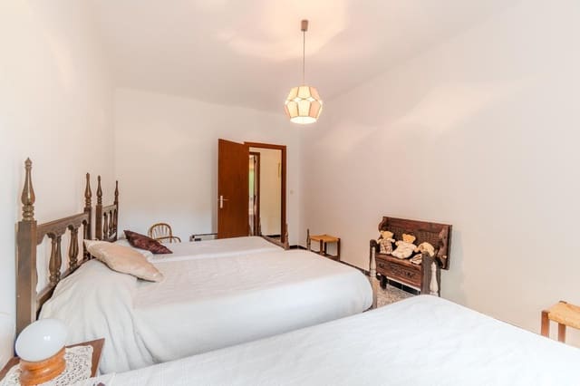 4 makuuhuone Maalaistalo myytävänä paikassa Sant Llorenç de la Muga - 385 000 € (Ref: 9383079)