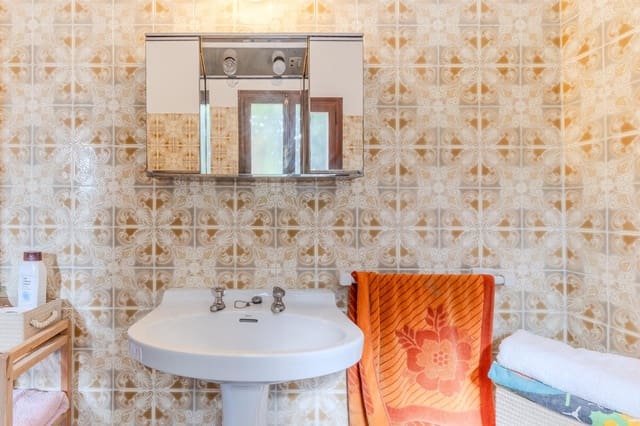 4 makuuhuone Maalaistalo myytävänä paikassa Sant Llorenç de la Muga - 385 000 € (Ref: 9383079)