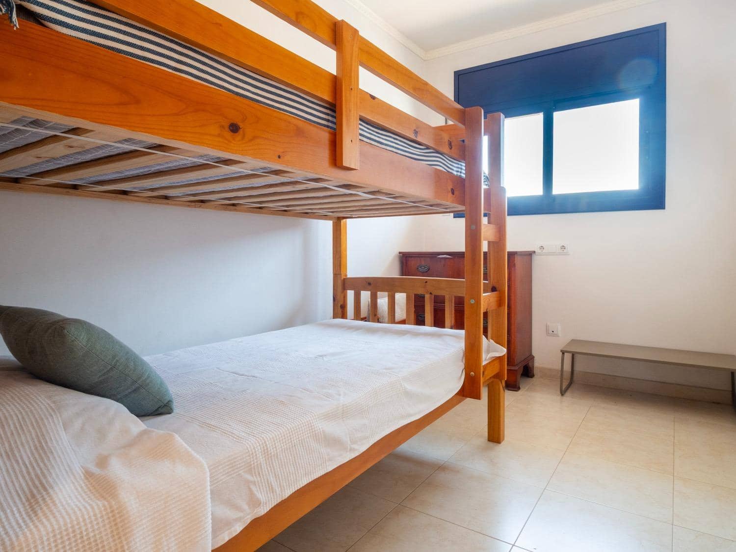 4 soveværelse Lejlighed til salg i L'Escala med swimmingpool - € 295.000 (Ref: 9419913)