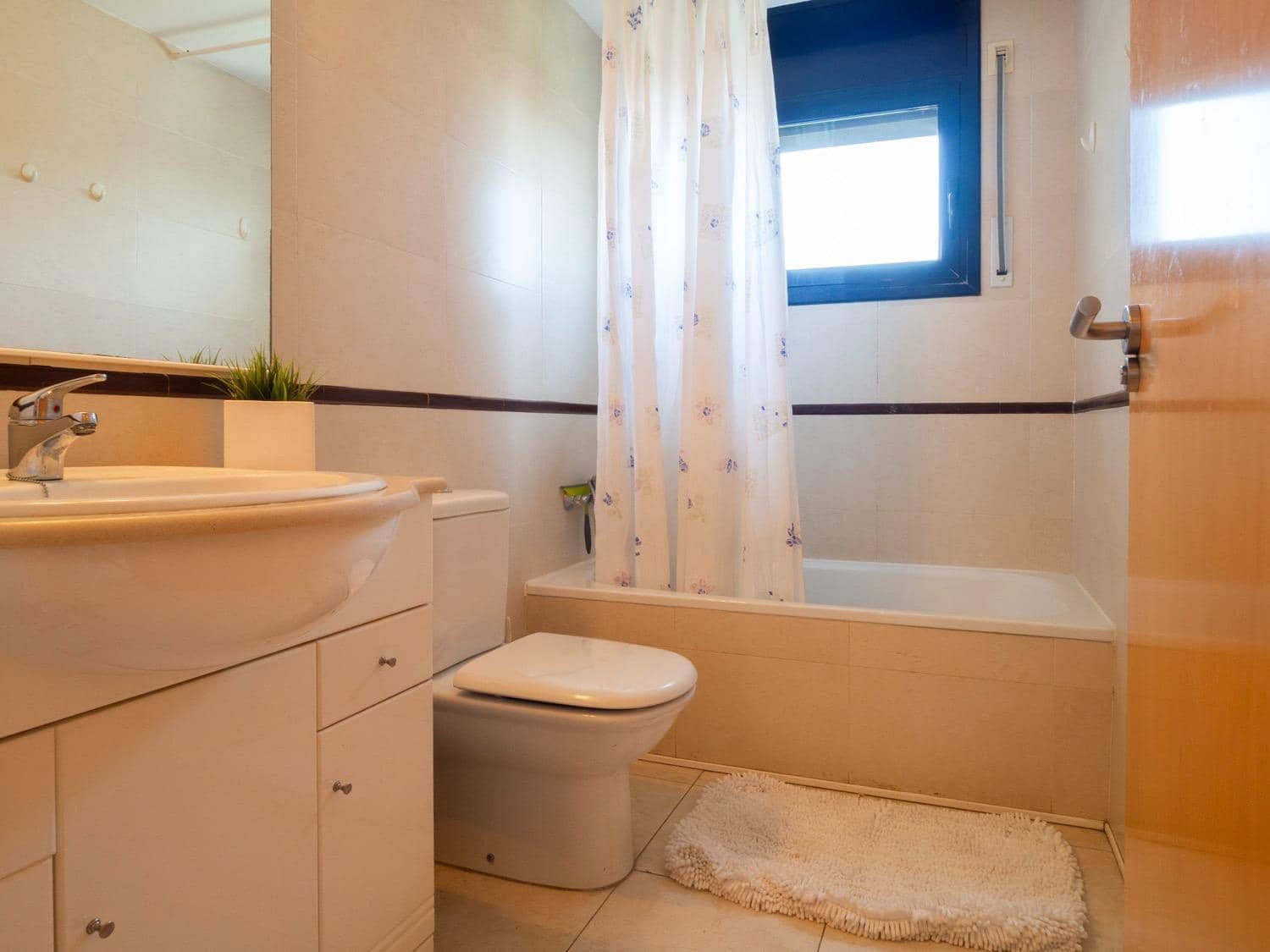 4 soveværelse Lejlighed til salg i L'Escala med swimmingpool - € 295.000 (Ref: 9419913)