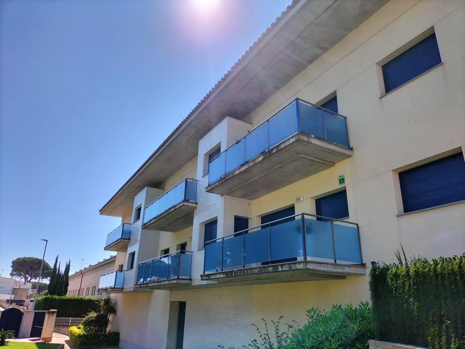 4 soveværelse Lejlighed til salg i L'Escala med swimmingpool - € 295.000 (Ref: 9419913)