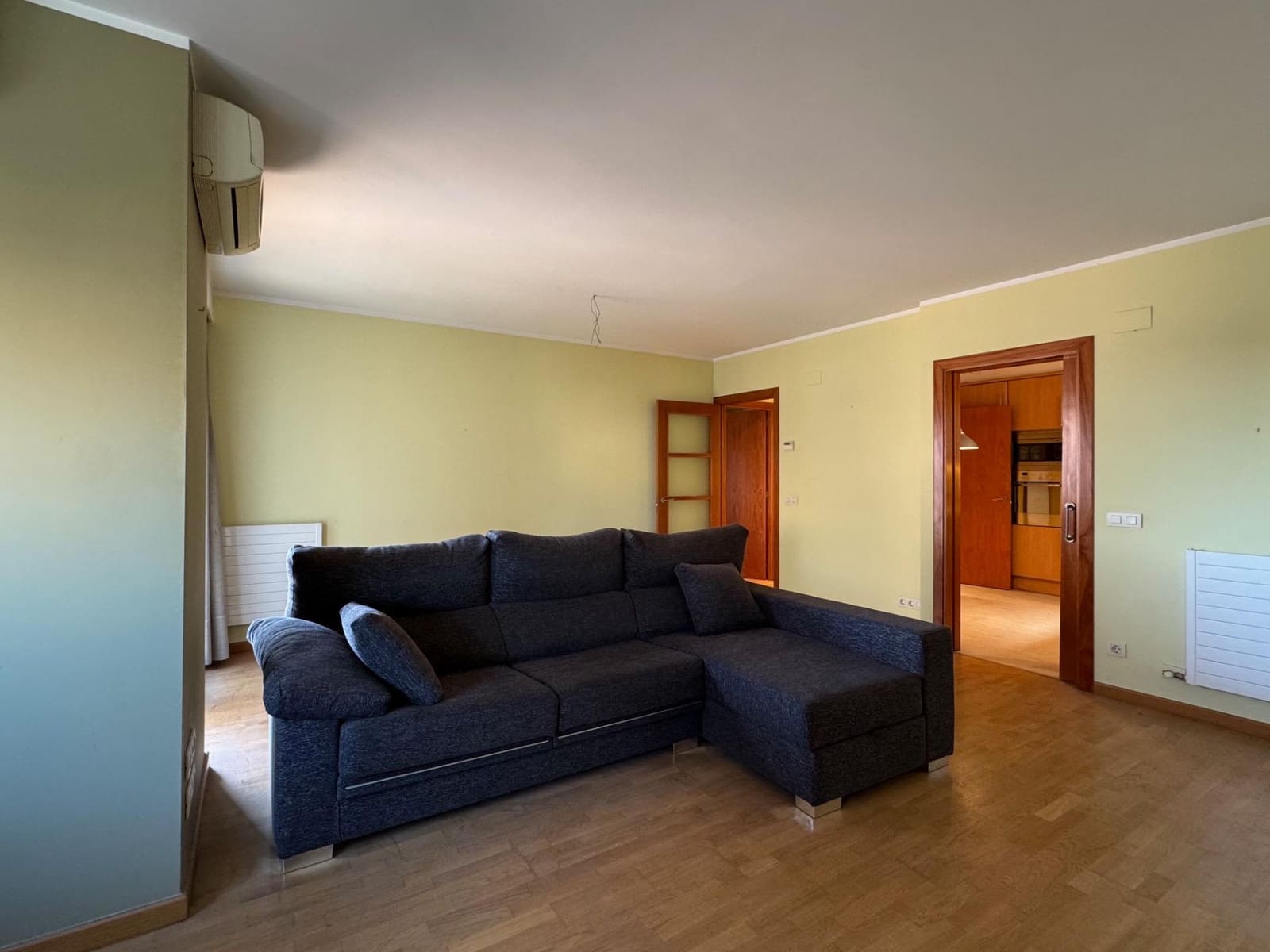 4 bedroom Penthouse for sale in Figueres - € 295,000 (Ref: 9419914)