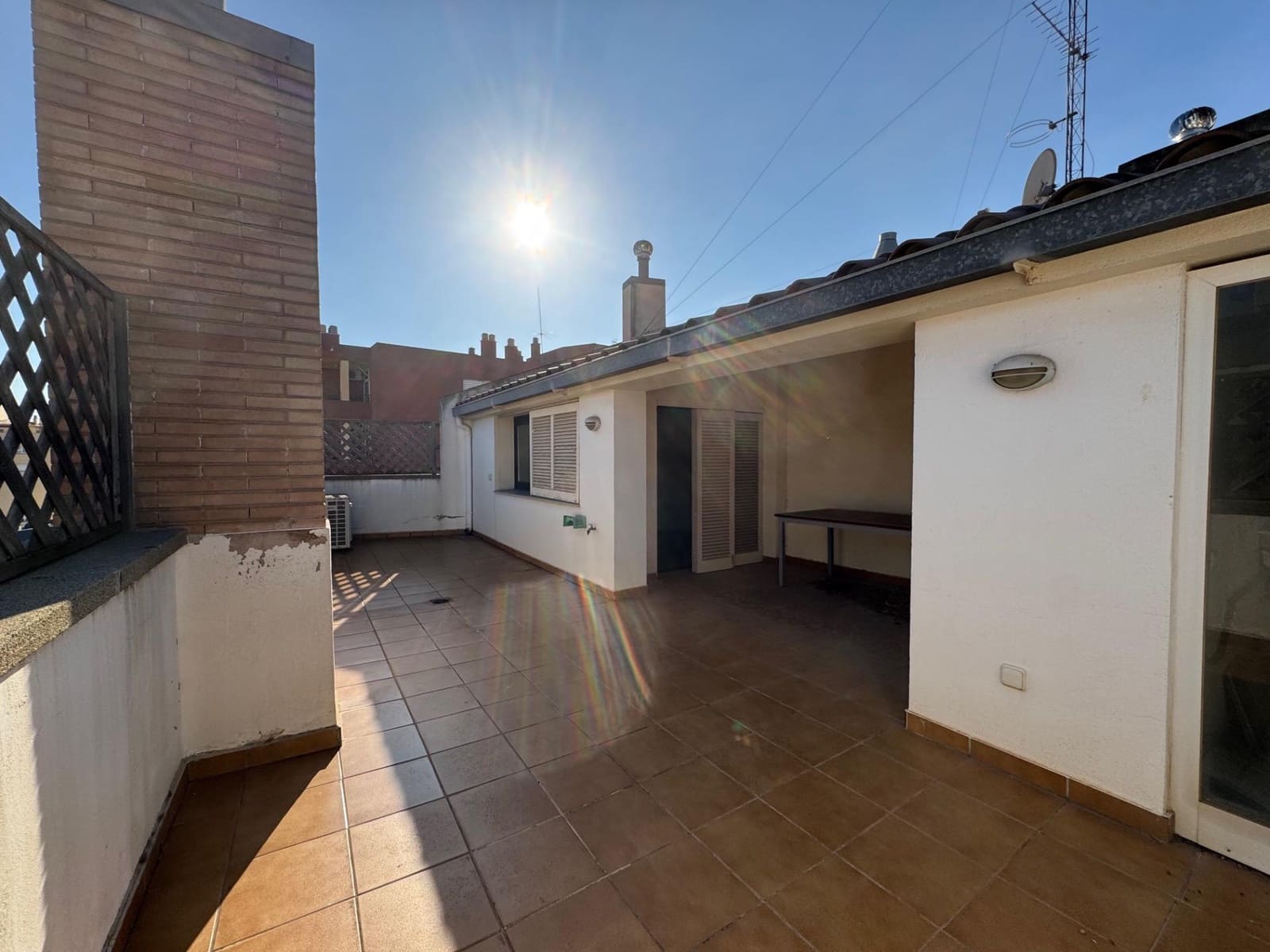 4 bedroom Penthouse for sale in Figueres - € 295,000 (Ref: 9419914)