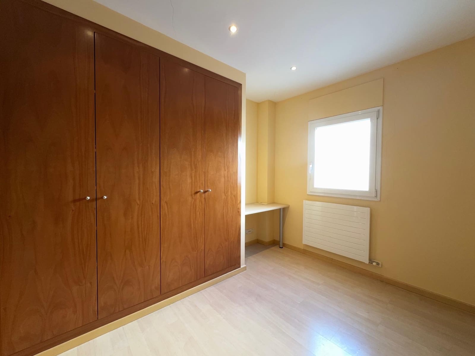 4 bedroom Penthouse for sale in Figueres - € 295,000 (Ref: 9419914)