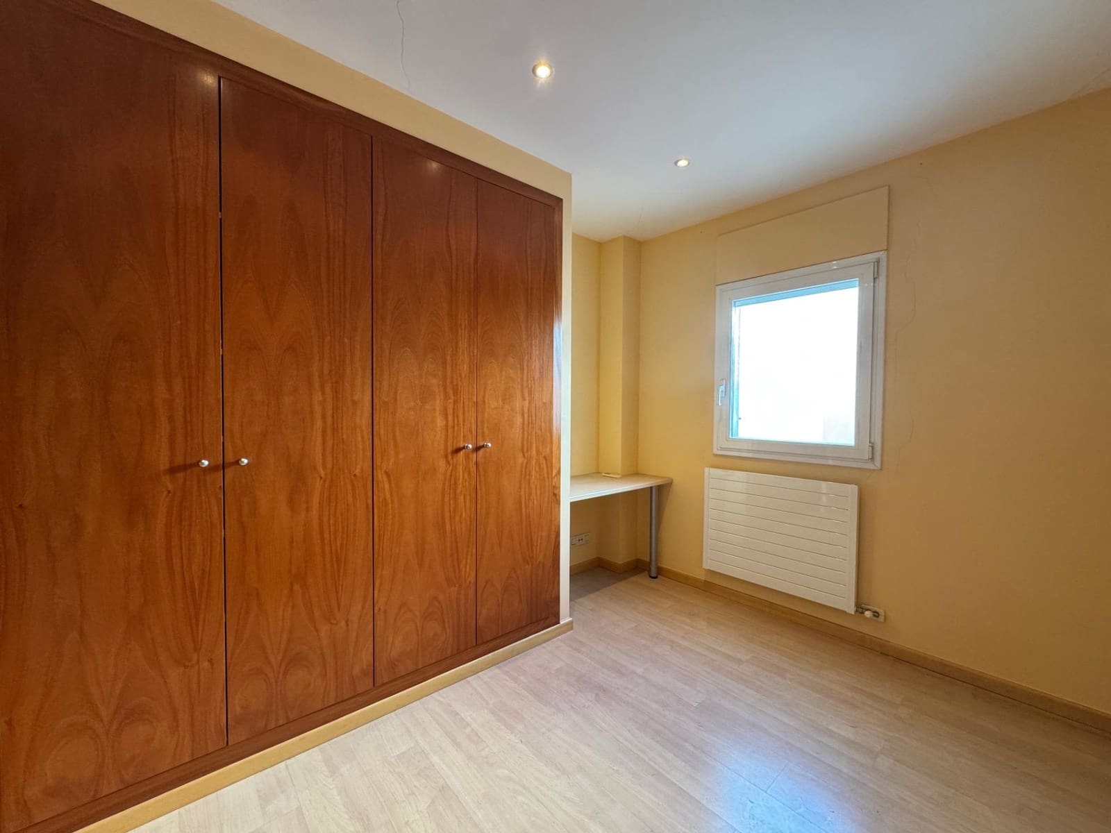 4 bedroom Penthouse for sale in Figueres - € 295,000 (Ref: 9419914)