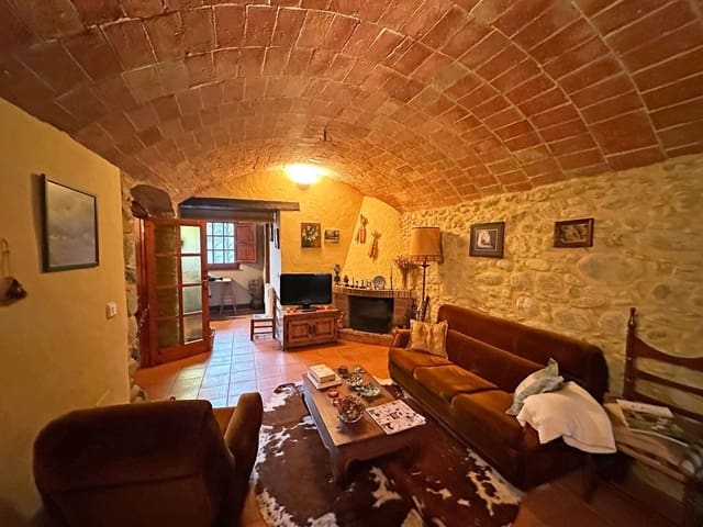 3 sovrum Hus till salu i Boadella d'Empordà, Boadella i les Escaules - 295 000 € (Ref: 9423935)
