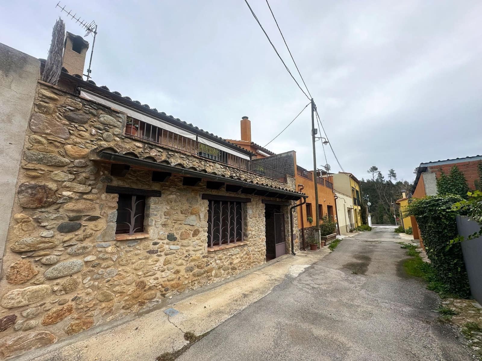 3 slaapkamer Huis te koop in Boadella d'Emporda - € 295.000 (Ref: 9423935)