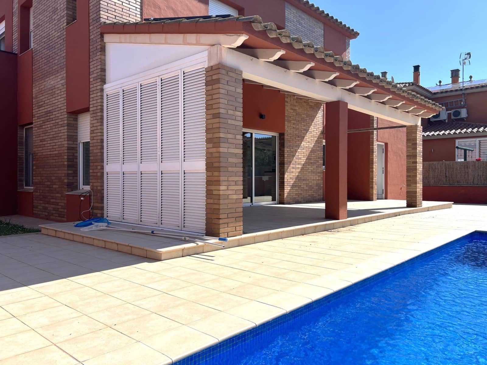 4 camera da letto Villa in vendita in Sant Pere Pescador con piscina garage - 495.000 € (Rif: 9456440)