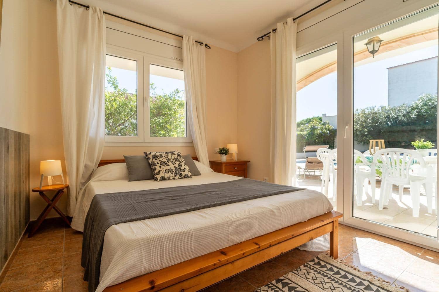 4 bedroom Villa for sale in L'Escala with pool - € 610,000 (Ref: 9534061)