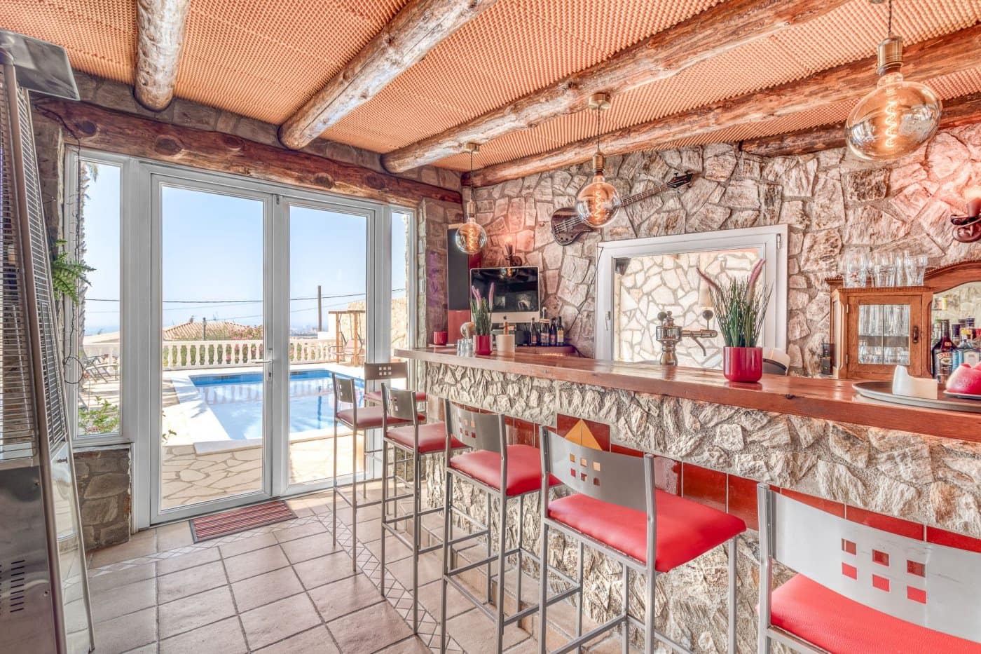 4 bedroom Villa for sale in El Mas Fumats with pool - € 745,000 (Ref: 9551838)