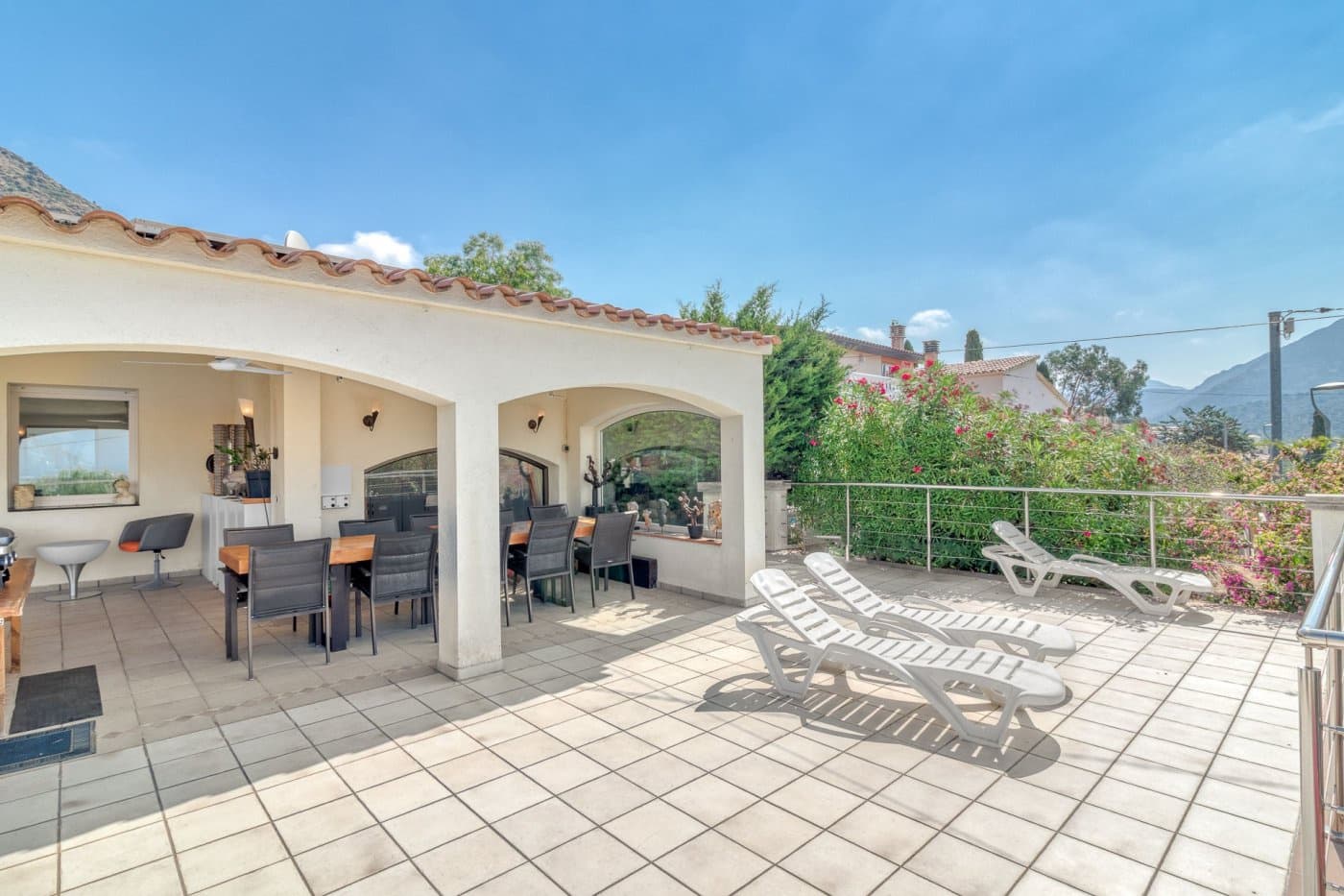 4 bedroom Villa for sale in El Mas Fumats with pool - € 745,000 (Ref: 9551838)