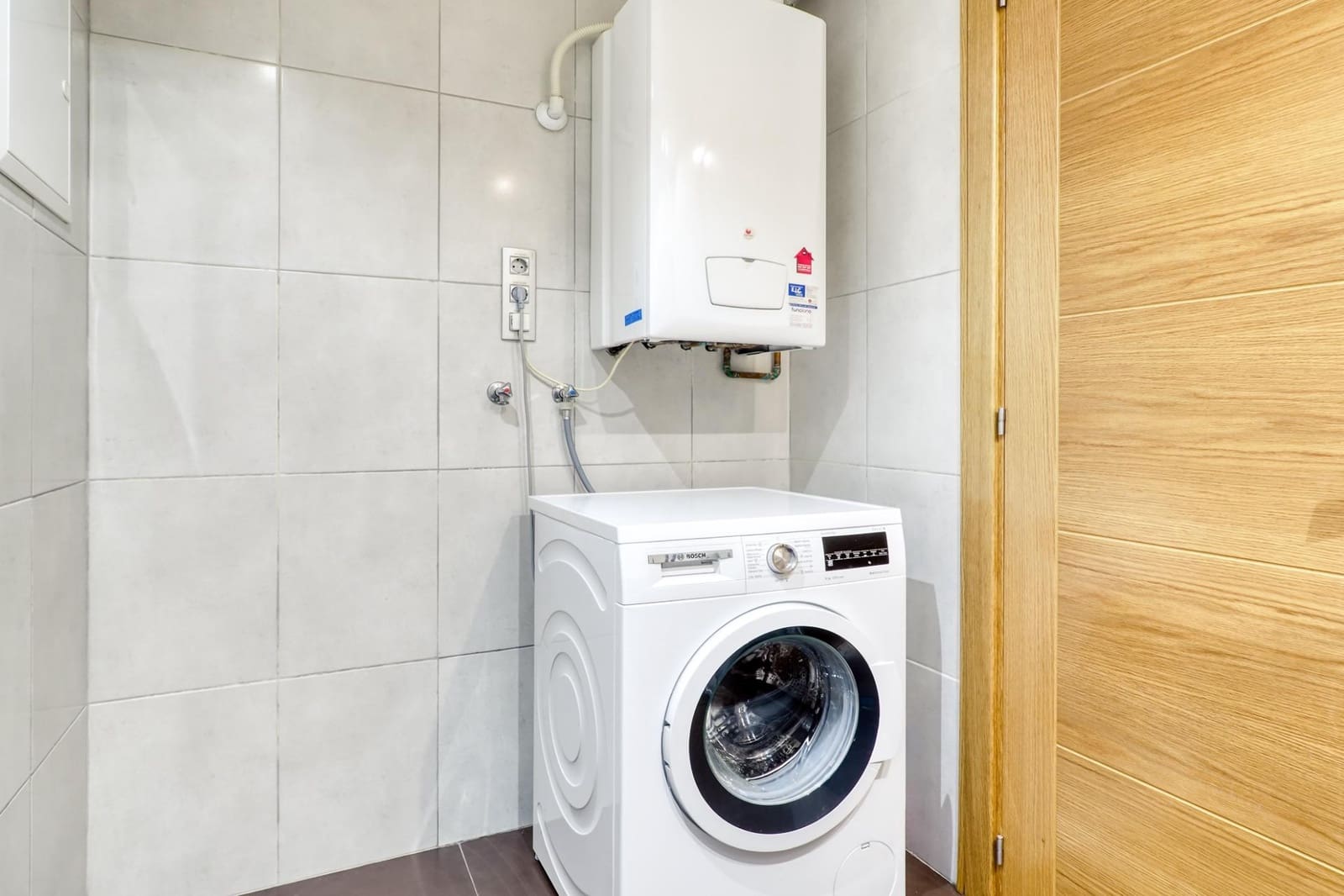 3 slaapkamer Appartement te koop in Figueres - € 300.000 (Ref: 9634469)