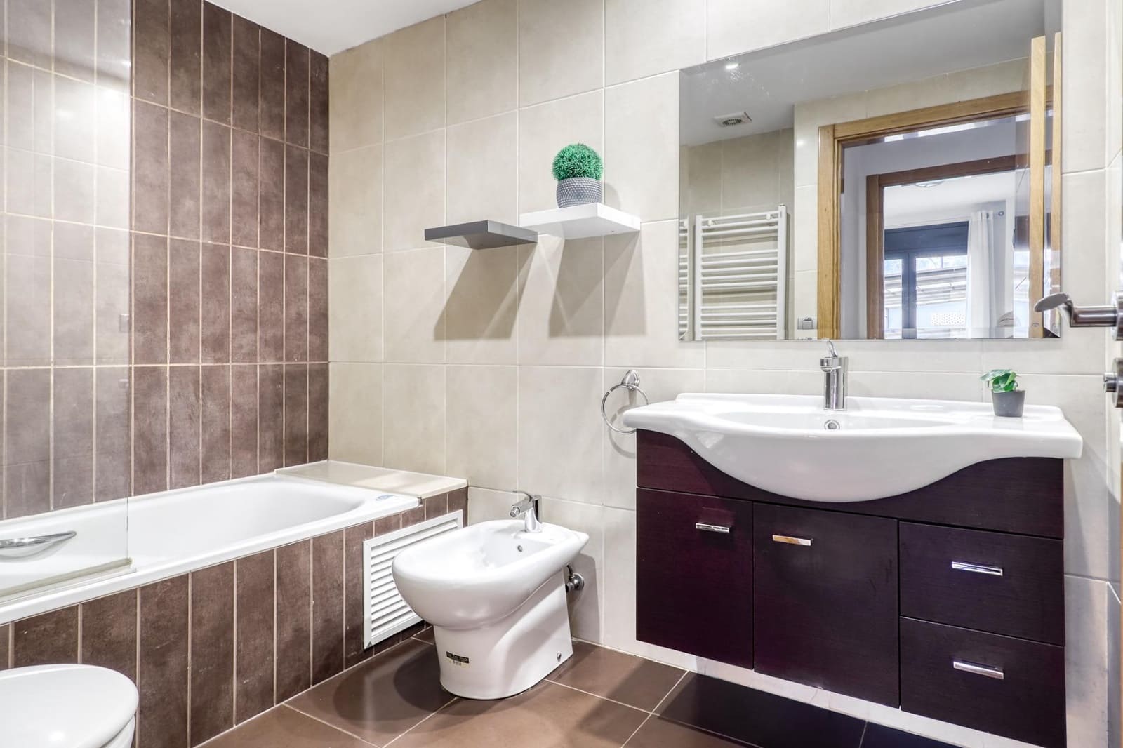 3 slaapkamer Appartement te koop in Figueres - € 300.000 (Ref: 9634469)