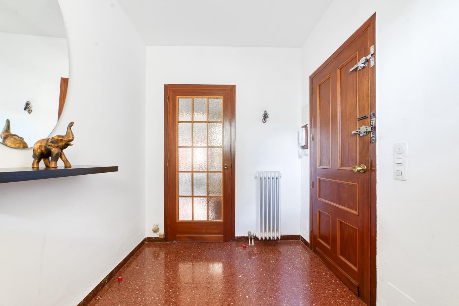 Piso de 4 habitaciones en Figueres en venta - 160.000 € (Ref: 9656225)
