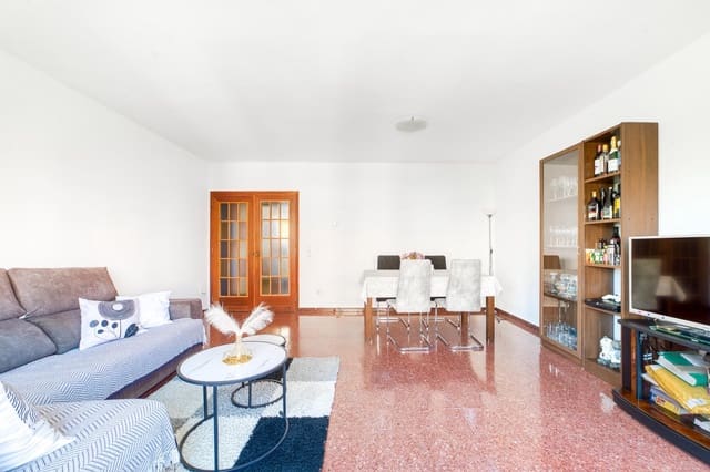 Piso de 4 habitaciones en Figueres en venta - 160.000 € (Ref: 9656225)