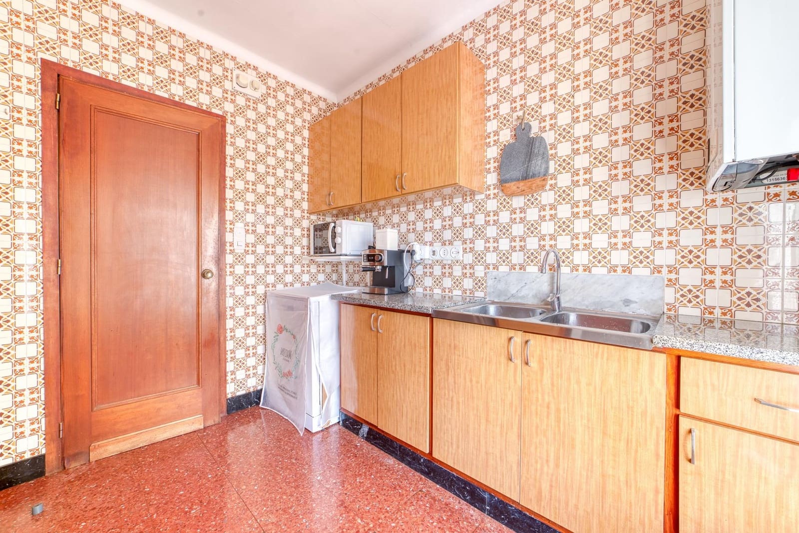 Piso de 4 habitaciones en Figueres en venta - 160.000 € (Ref: 9656225)