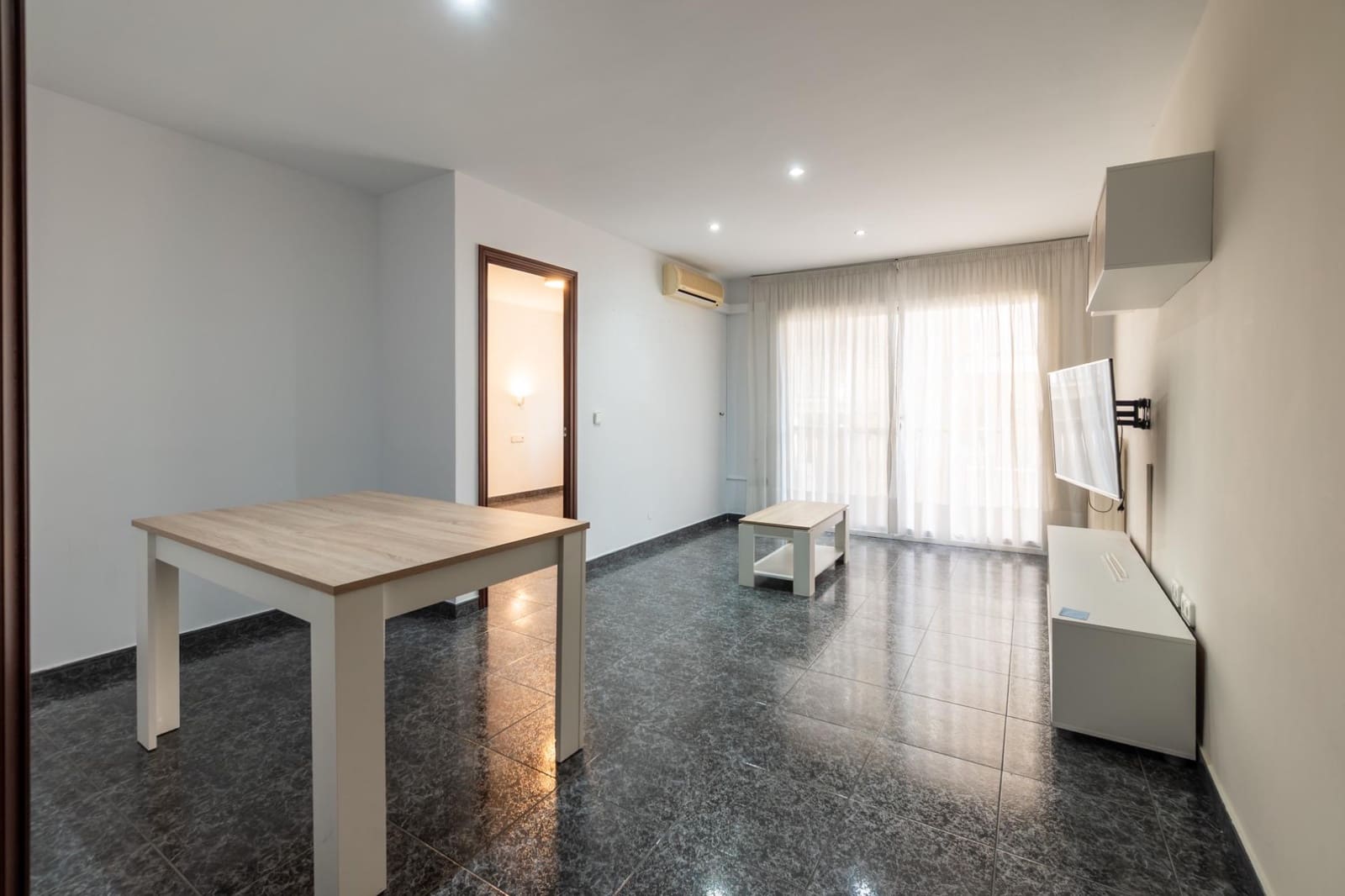 4 Zimmer Wohnung zu verkaufen in Figueres mit Garage - 225.000 € (Ref: 9659559)