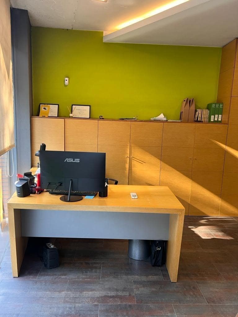 Gewerbe zu vermieten in Figueres - 575 € (Ref: 9666720)