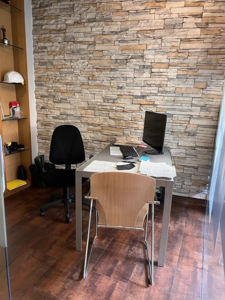 Gewerbe zu vermieten in Figueres - 575 € (Ref: 9666720)