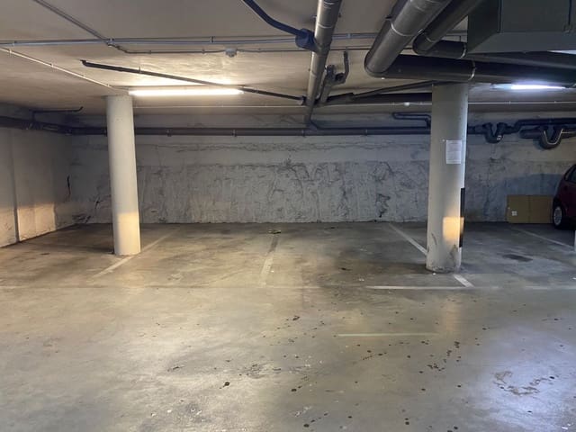 Garage à vendre à Figueres - 27 000 € (Ref: 9666721)