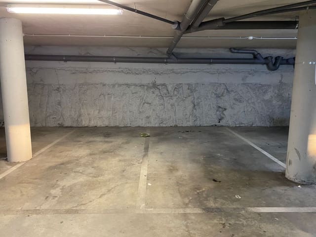 Garage à vendre à Figueres - 27 000 € (Ref: 9666721)