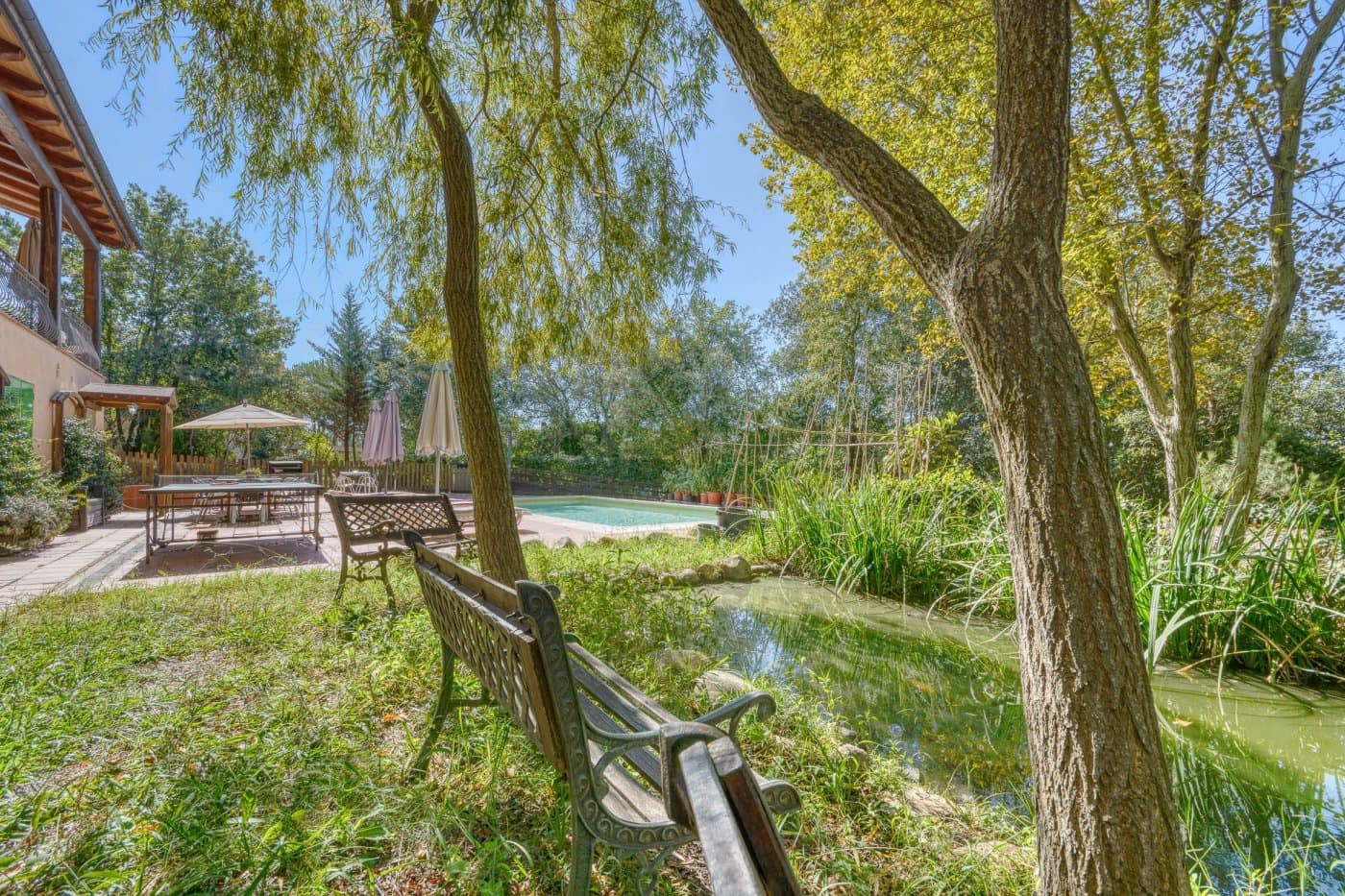 7 sovrum Villa till salu i Sils med pool garage - 590 000 € (Ref: 9666722)