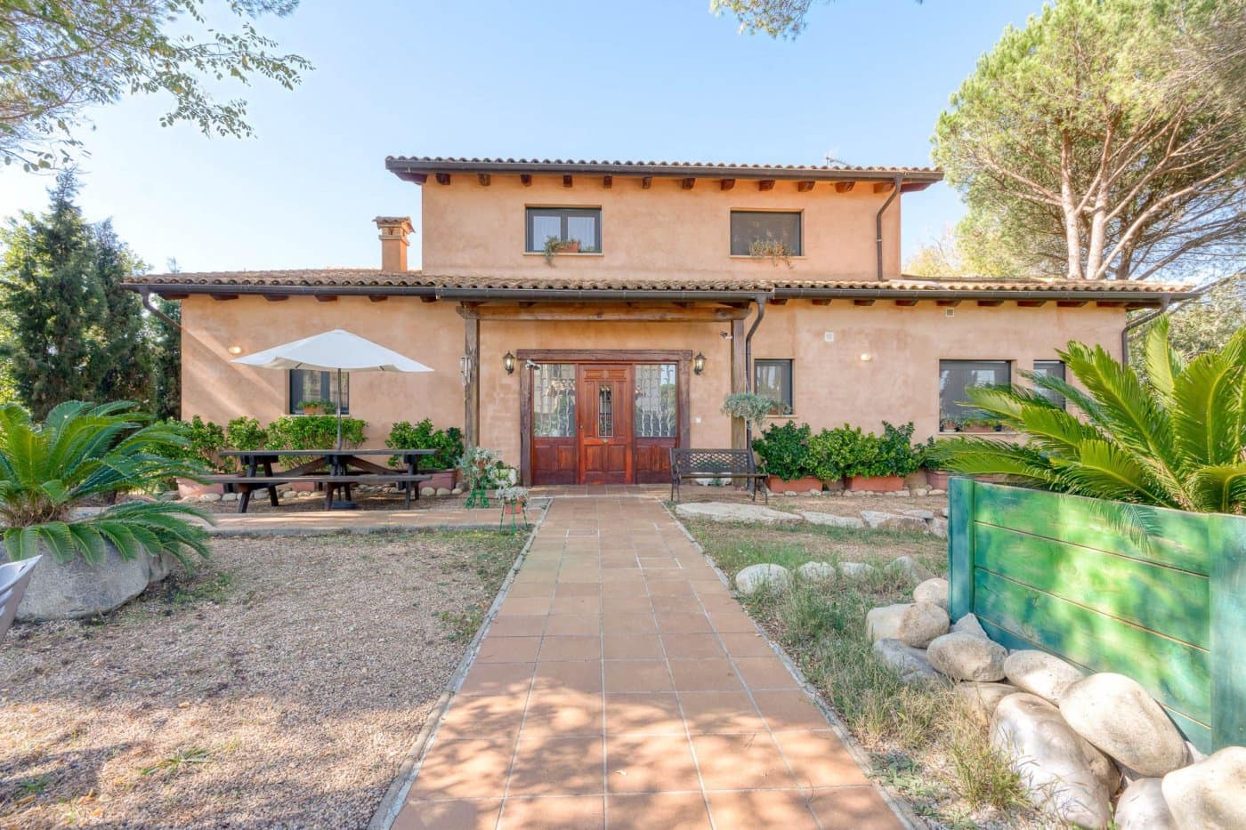 7 sovrum Villa till salu i Sils med pool garage - 590 000 € (Ref: 9666722)