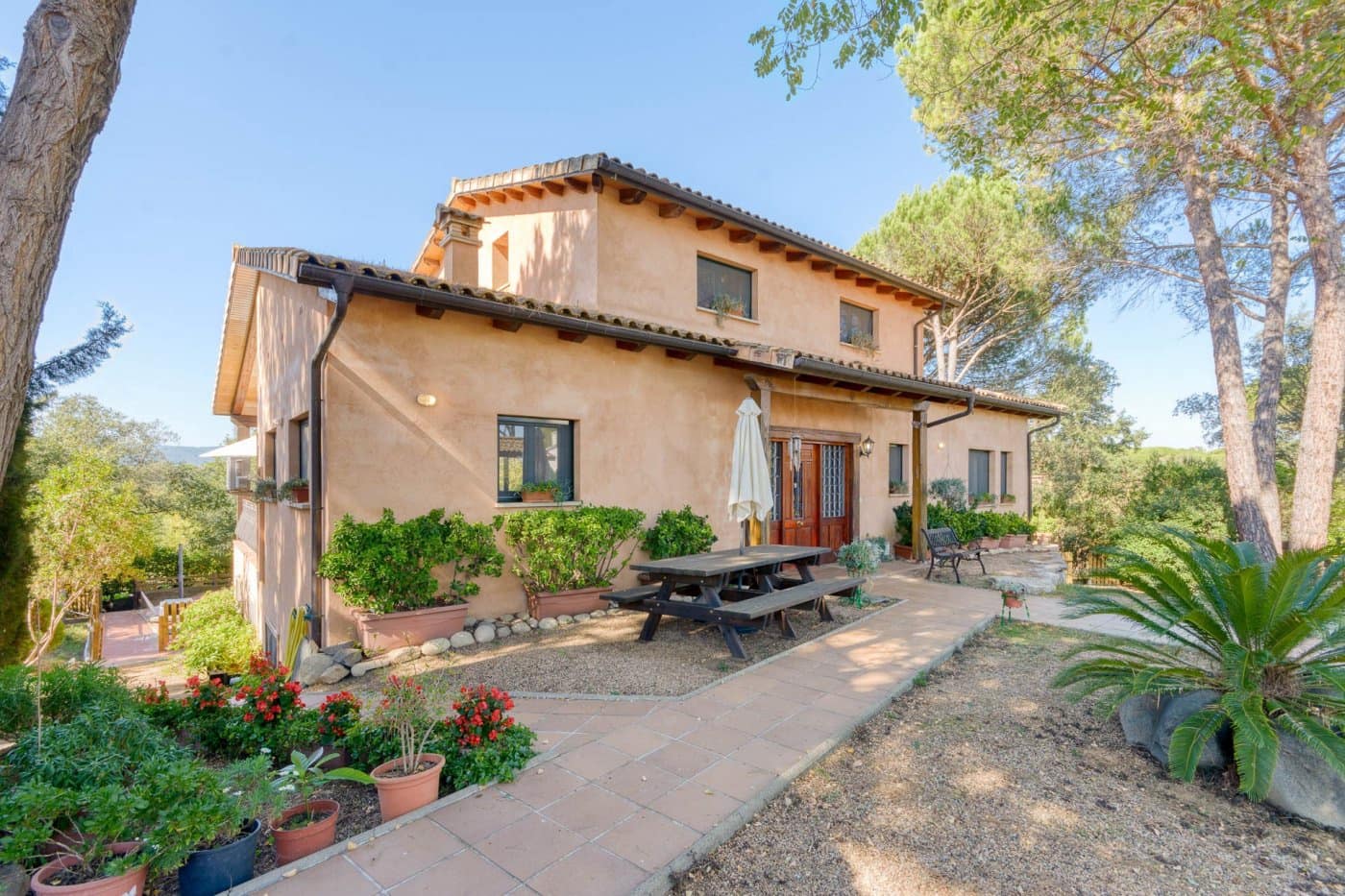 7 sovrum Villa till salu i Sils med pool garage - 590 000 € (Ref: 9666722)