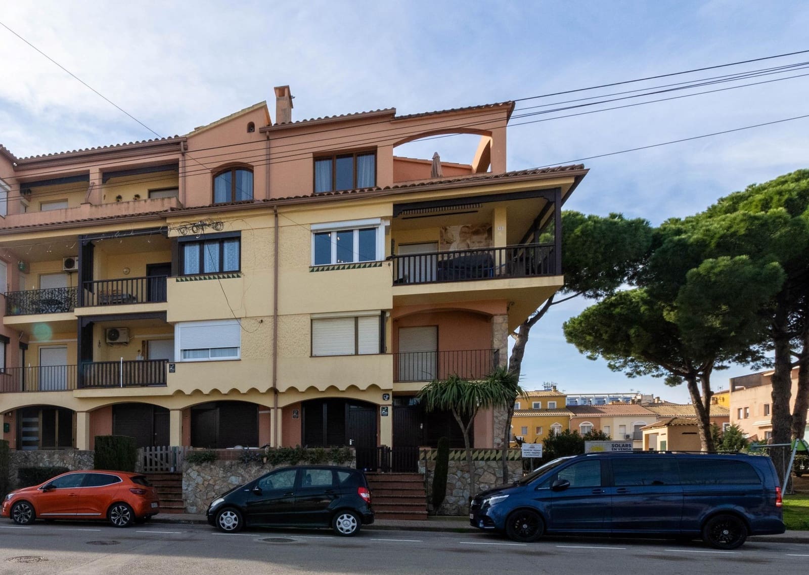 Apartamento de 2 habitaciones en Empuriabrava en venta - 199.000 € (Ref: 9670855)