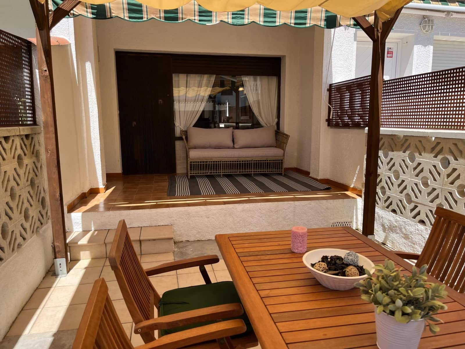 2 makuuhuone Rivitalo myytävänä paikassa Empuriabrava - 249 000 € (Ref: 9720120)