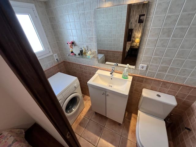 Adosado de 2 habitaciones en Empuriabrava, Castelló d'Empúries en venta - 249.000 € (Ref: 9720120)