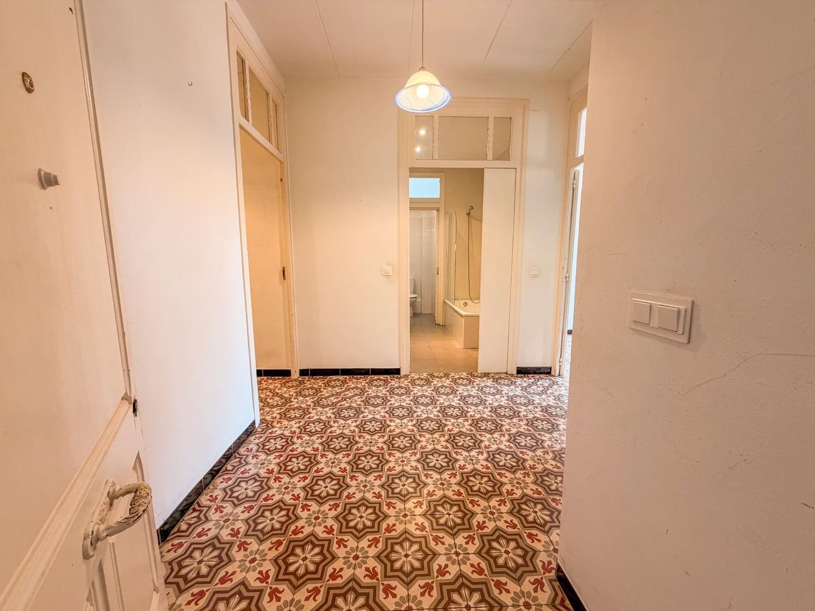 4 soverom Bedrift til salgs i Figueres - € 350 000 (Ref: 9780710)