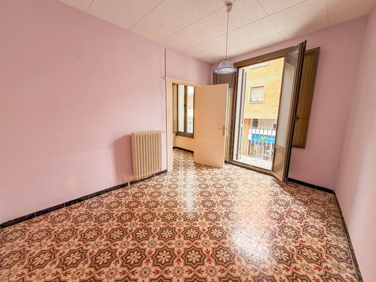 4 soverom Bedrift til salgs i Figueres - € 350 000 (Ref: 9780710)