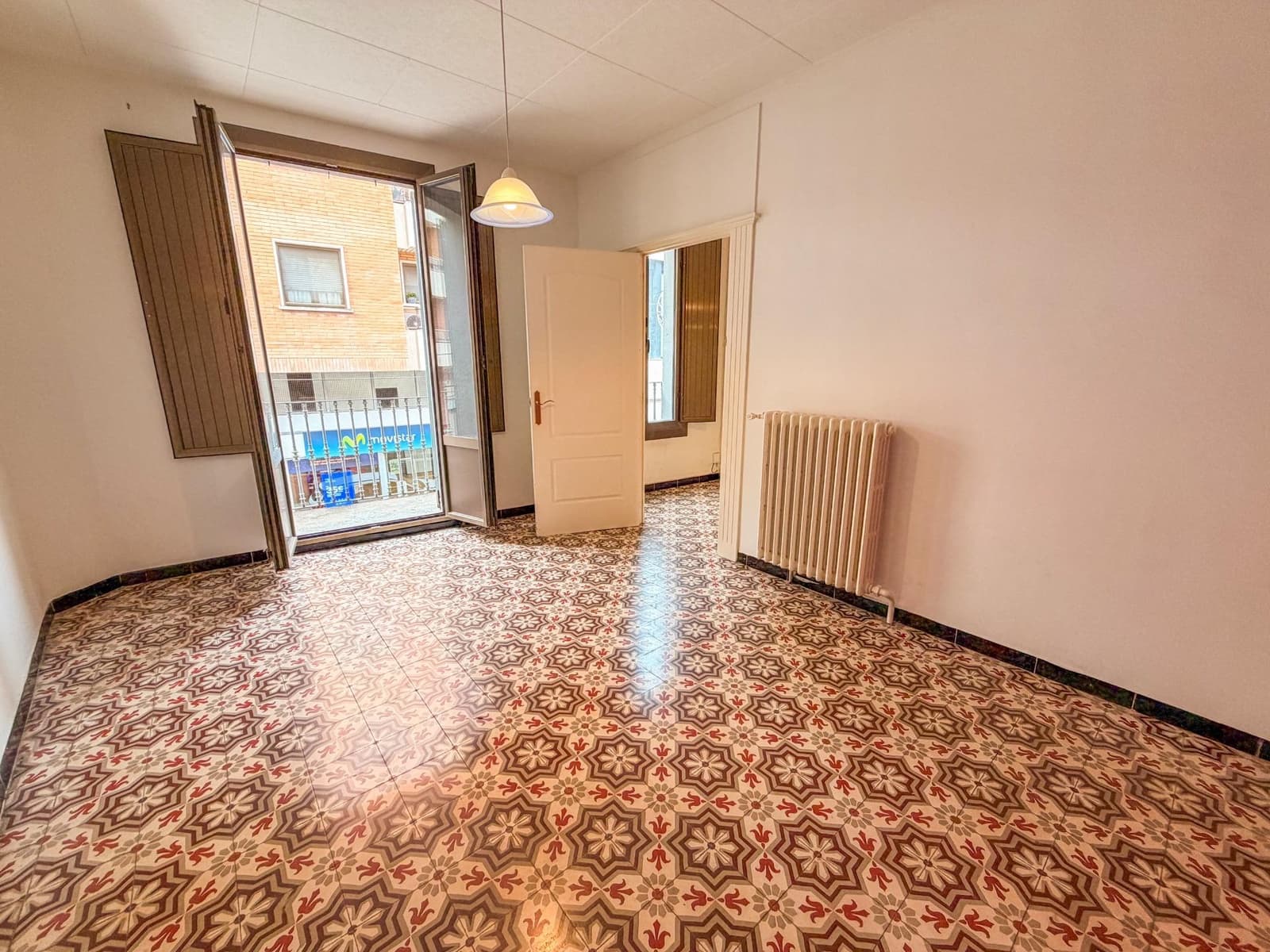 4 soverom Bedrift til salgs i Figueres - € 350 000 (Ref: 9780710)