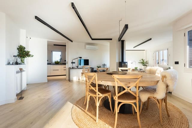4 soverom Penthouse til salgs i Figueres - € 490 000 (Ref: 9785065)