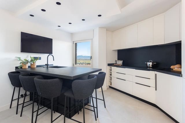 4 soverom Penthouse til salgs i Figueres - € 490 000 (Ref: 9785065)