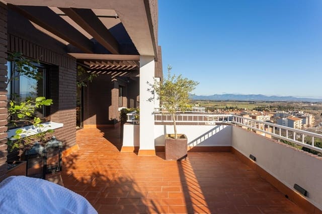 4 soverom Penthouse til salgs i Figueres - € 490 000 (Ref: 9785065)