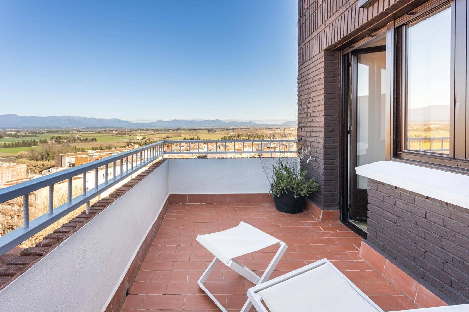 4 sypialnia Penthouse na sprzedaż w Figueres - 490 000 € (Ref: 9785065)