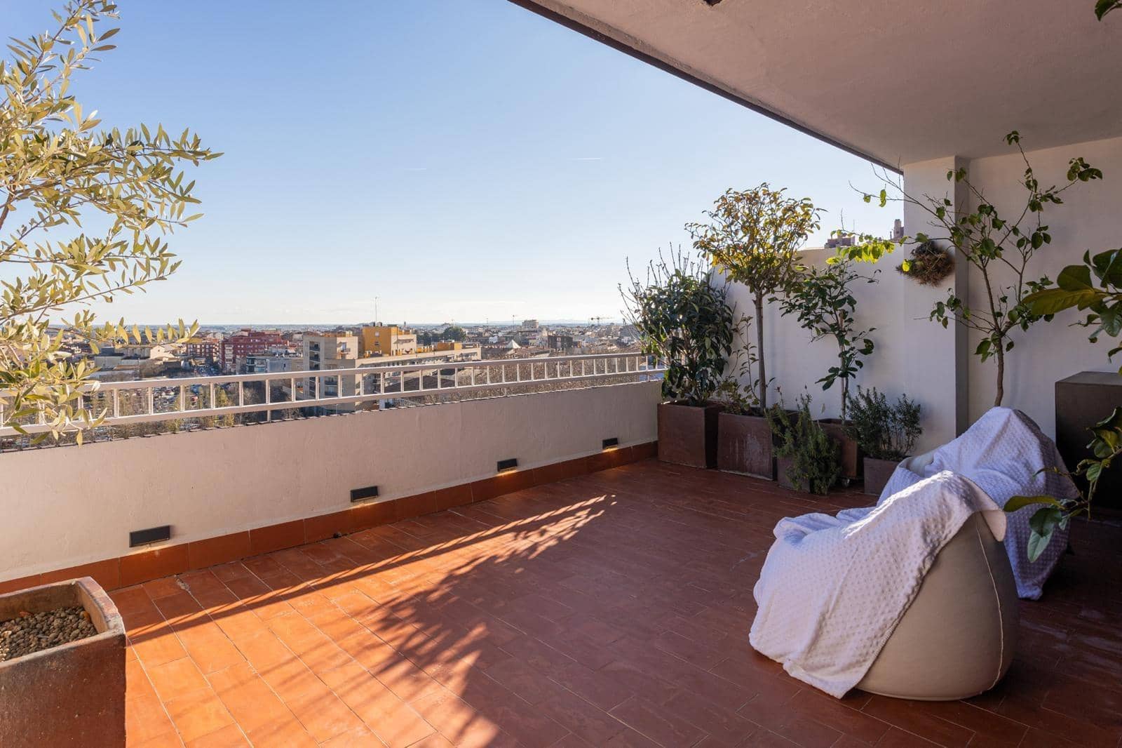 4 sypialnia Penthouse na sprzedaż w Figueres - 490 000 € (Ref: 9785065)