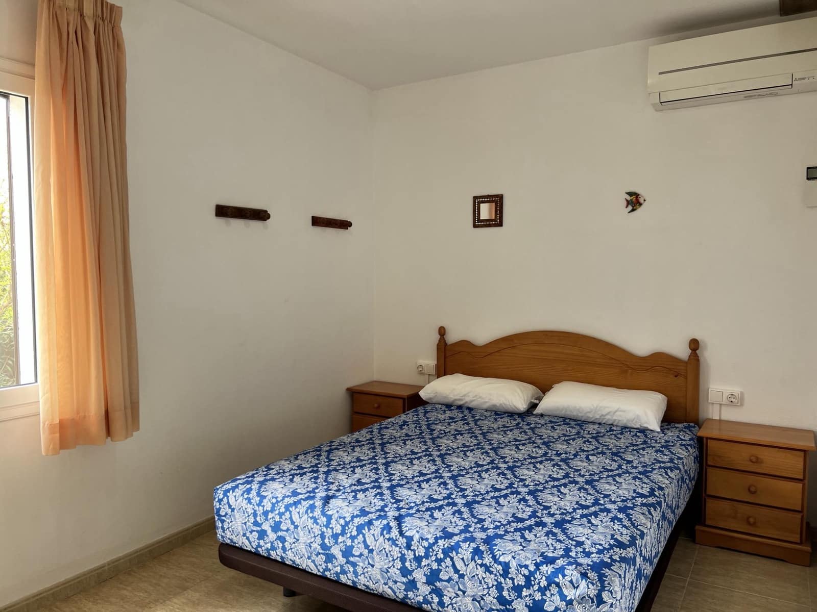 Finca/Maison de Campagne de 6 chambres à louer à Crespia - 1 300 € (Ref: 9788530)