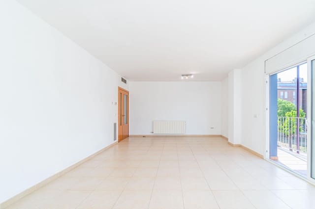 3 camera da letto Appartamento in vendita in Figueres con garage - 185.000 € (Rif: 9812263)